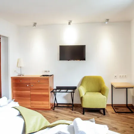 Berghotel Ξενοδοχείο